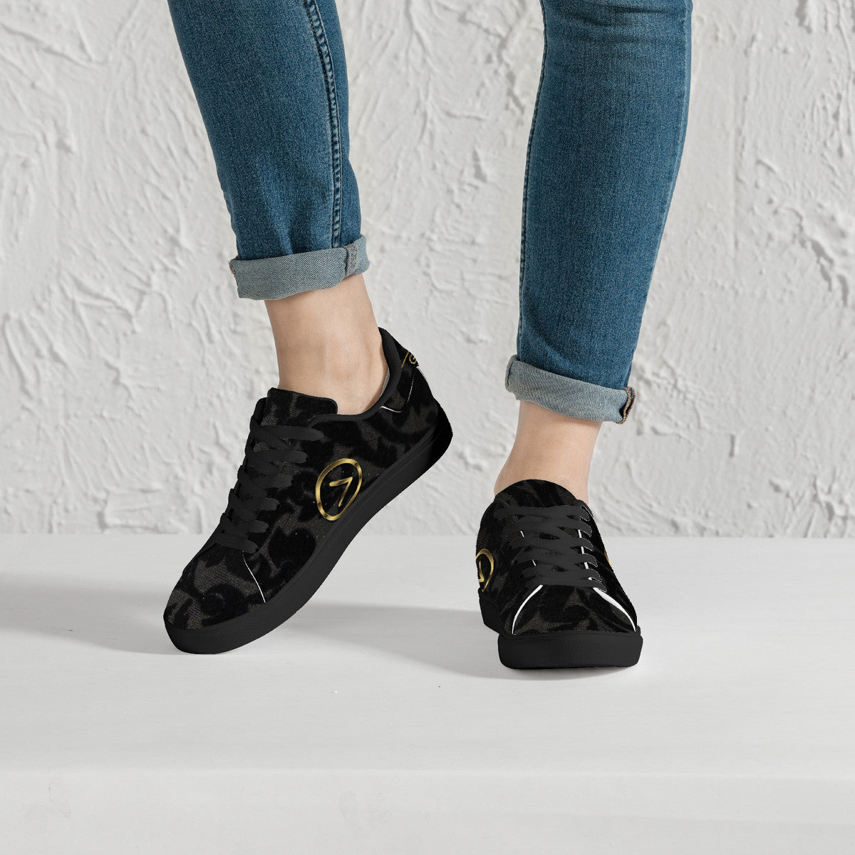 Black Knight Low-Top Synthetic Leather Sneakers - Black